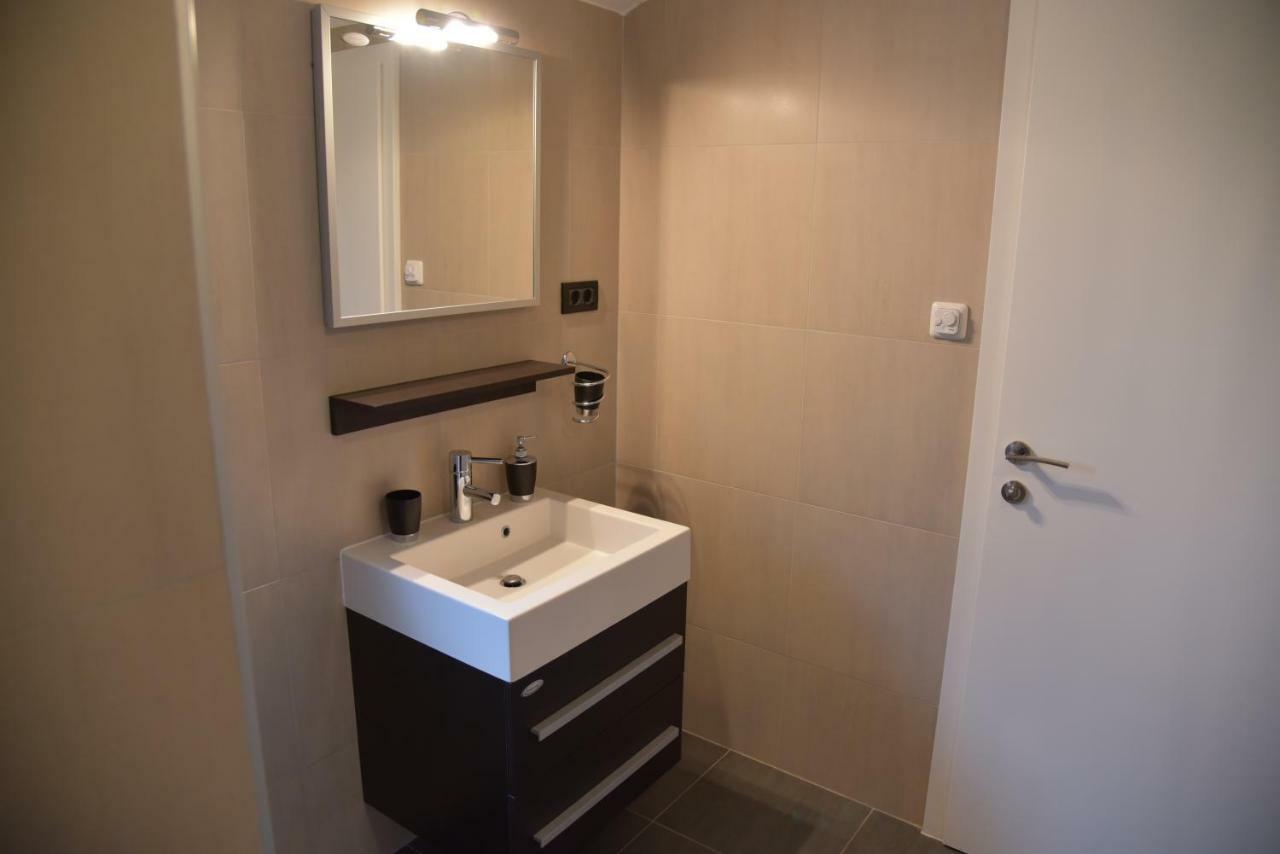 Villa Pina Appartment Chantos Tisno Bagian luar foto